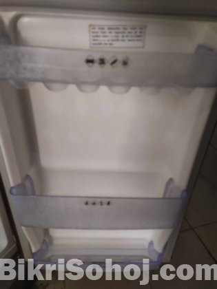 Walton Refrigerator 154ltr for sale